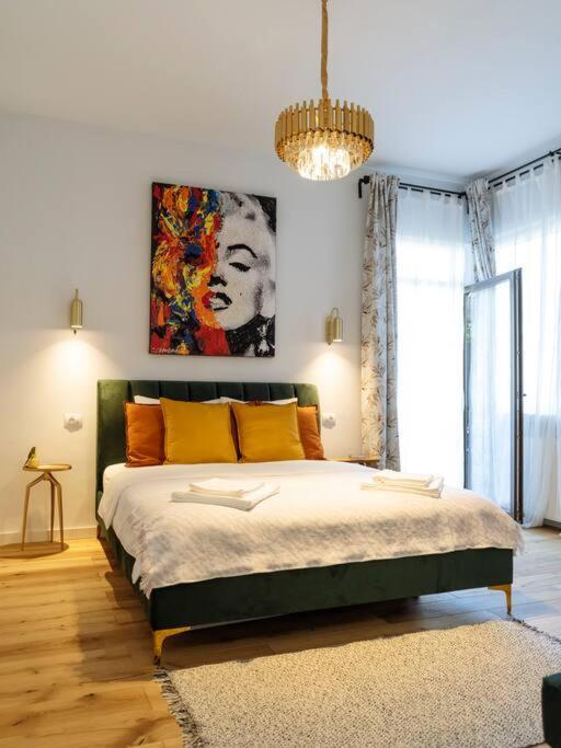 Le Bijou De Marilyn Apartment Bucharest Exterior photo